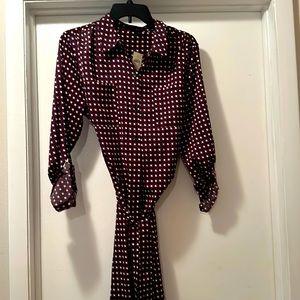 Long sleeve silk like navy/maroon with white boxes